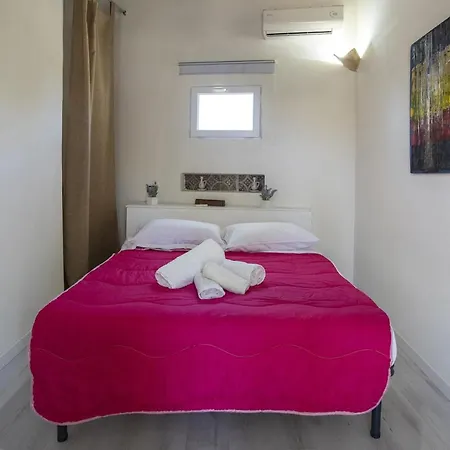 A Marsala Con Piscina